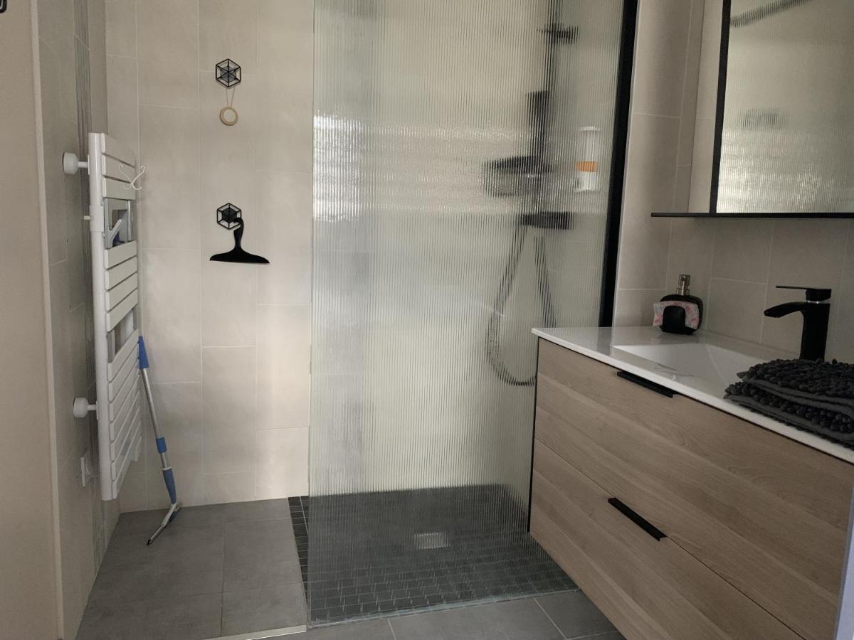 Maison 10 Pers En Bord De Mer Avec Piscine Chauffee Toute L'Annee, Spa Et Hamman Surzur Exterior foto